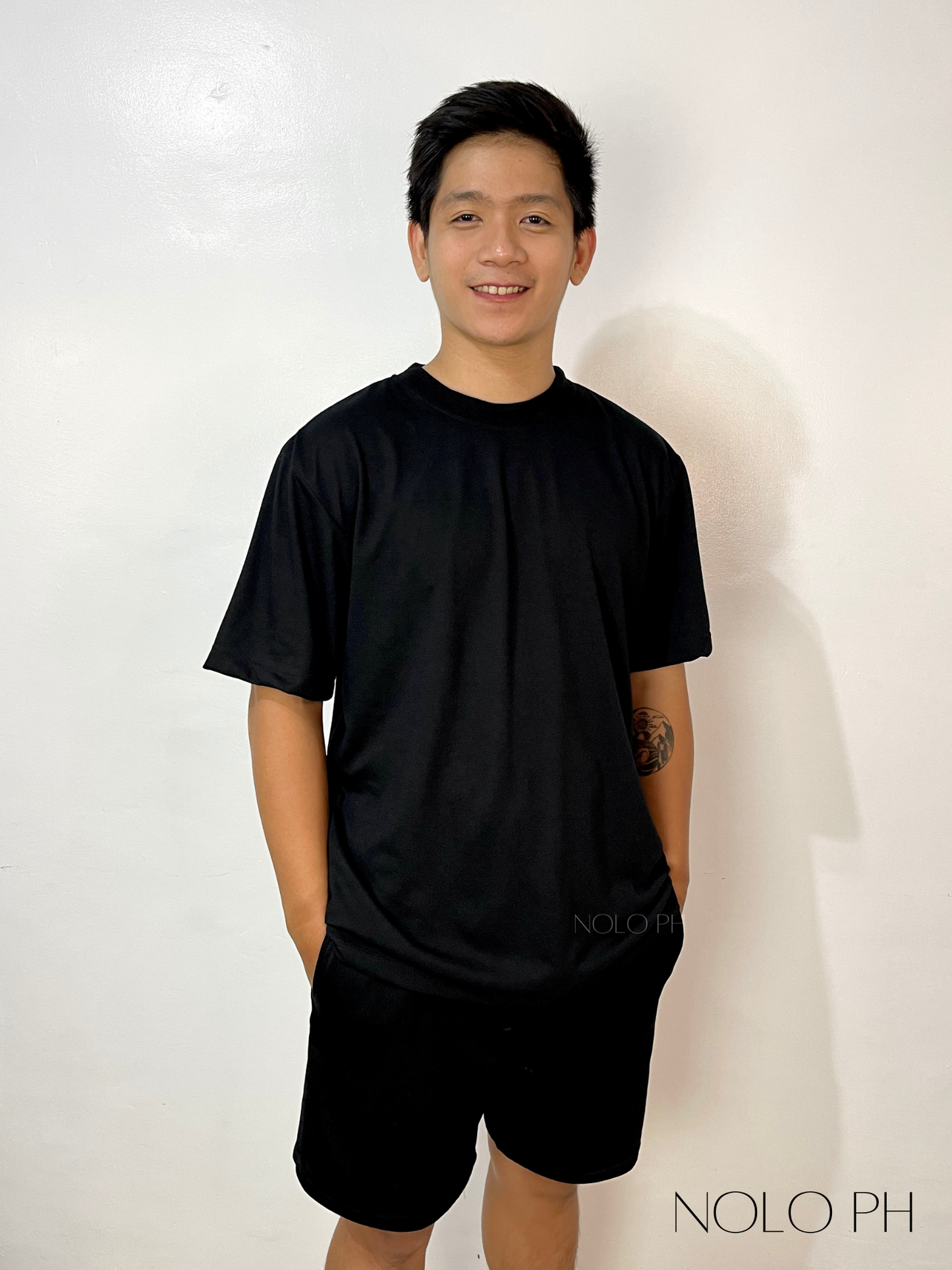 Relaxed T-Shirt (Black)